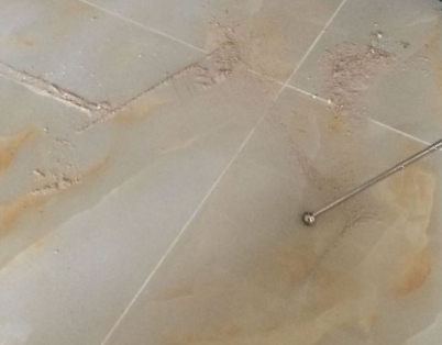 白水瓷砖空鼓维修公司分享粘合剂选择不当在瓷砖铺贴过程中可能导致以下问题